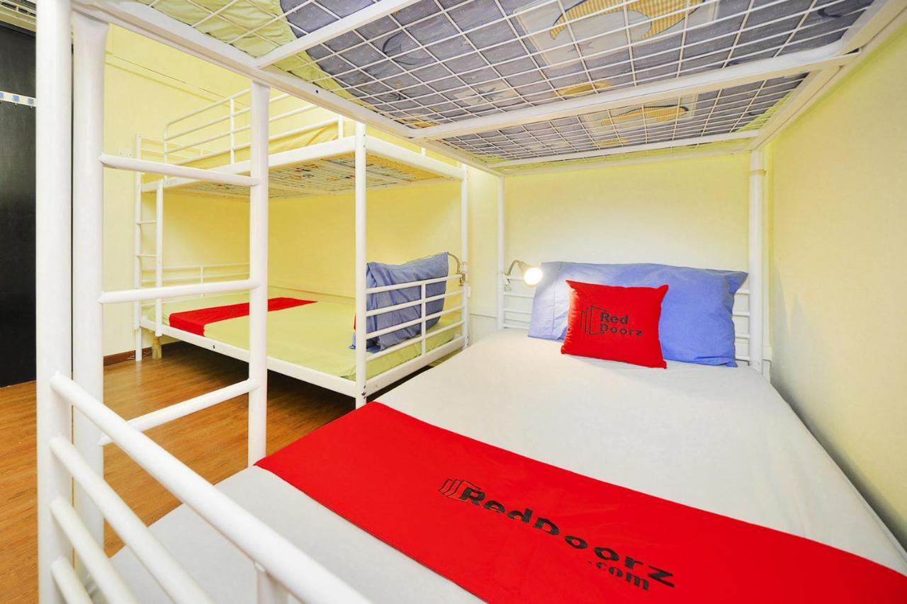 RedDoorz Hostel @ Clarke Quay Singapore Buitenkant foto